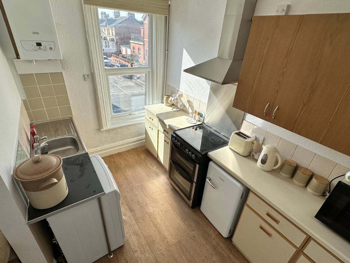 Spacious One Bedroom Apartment In Central Location リザム・セント・アンズ エクステリア 写真